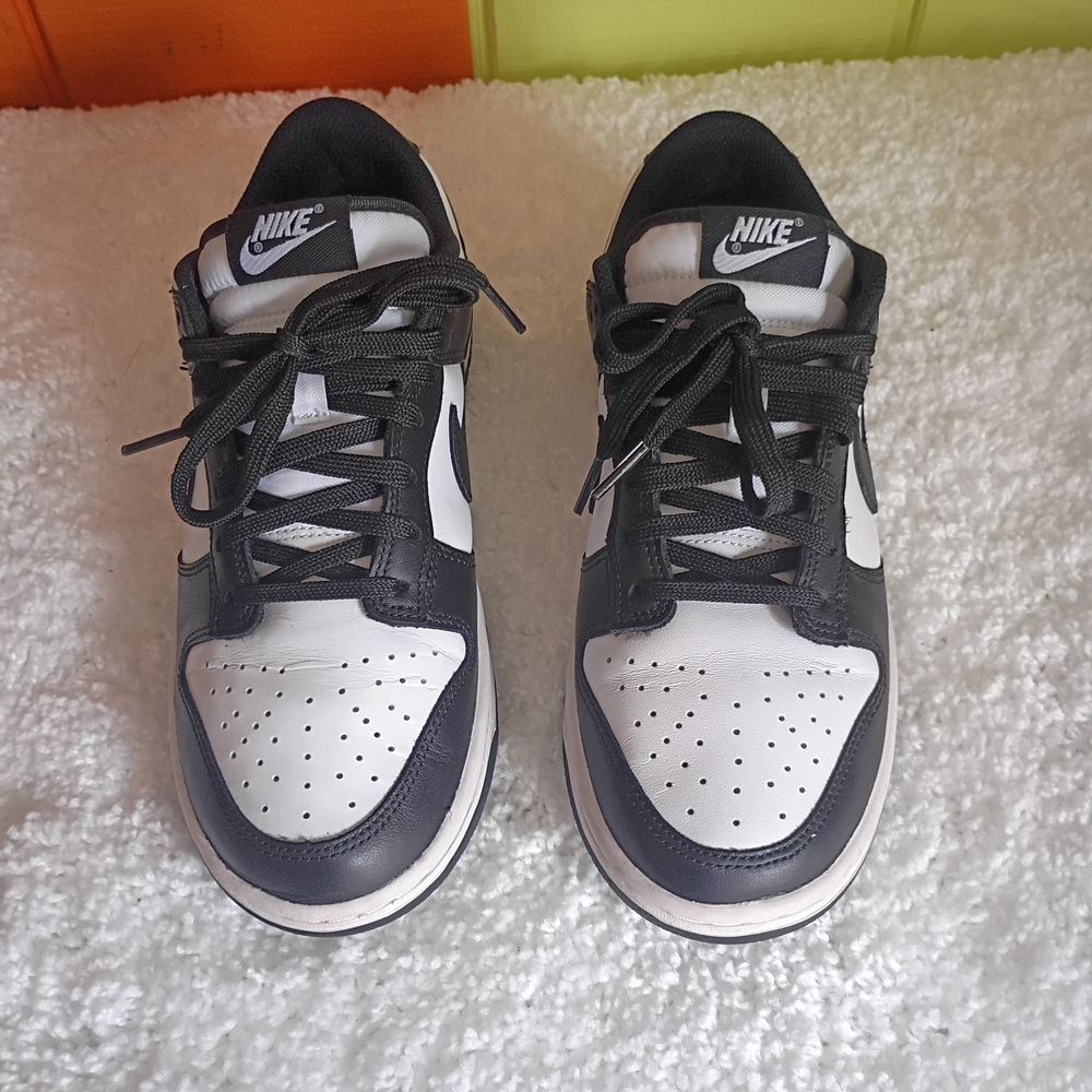 Nike Men's Black and White Sneakers